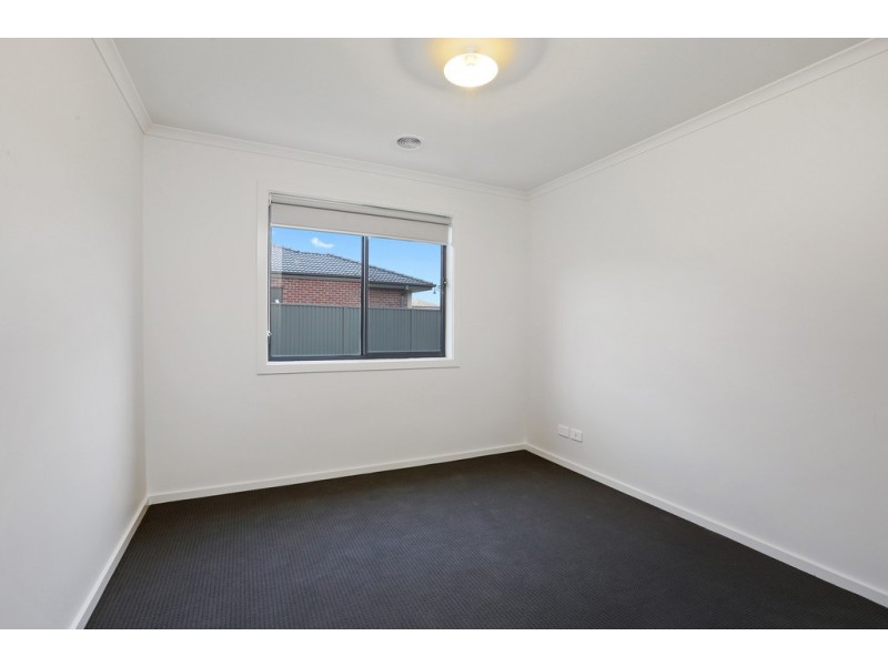 38-40 Sunflower Way, Lara VIC 3212
