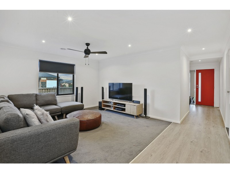 43 Marimba Street, Lara VIC 3212