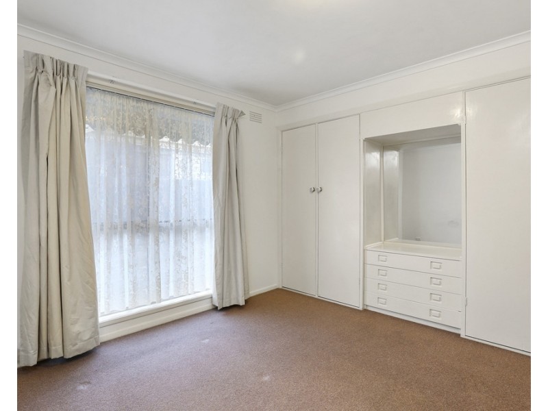 2/10 Oliver Street, Manifold Heights VIC 3218