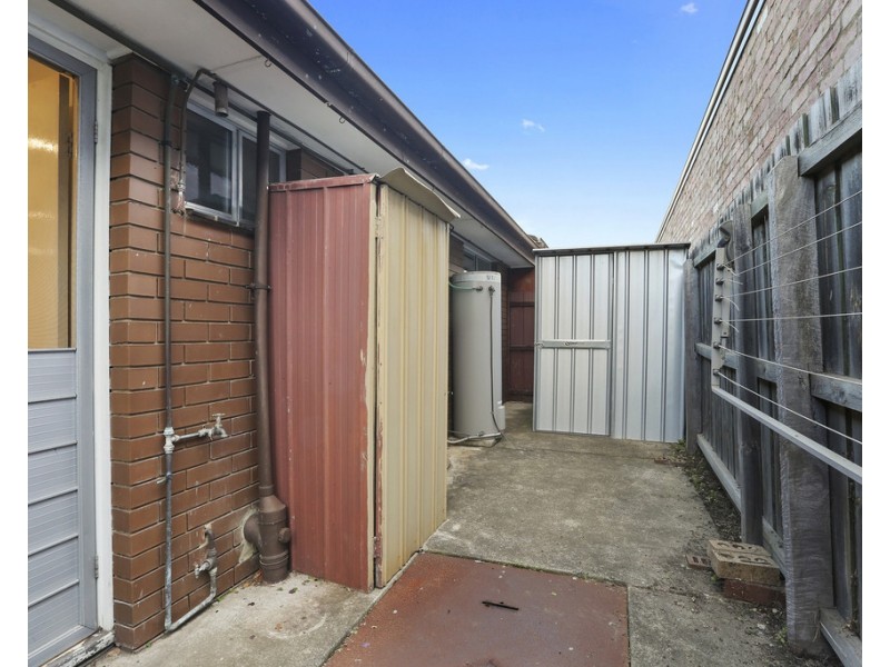 2/10 Oliver Street, Manifold Heights VIC 3218