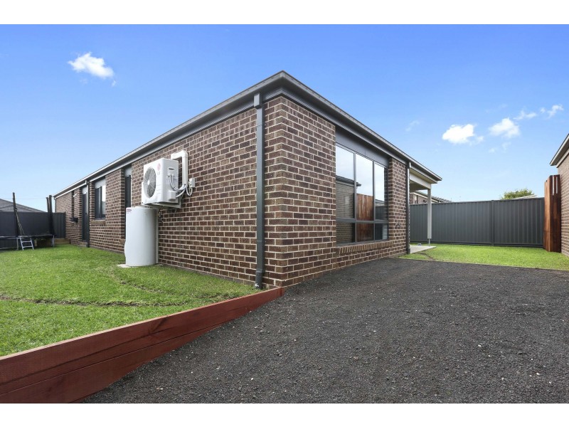 26 Lapwing Drive, Lara VIC 3212