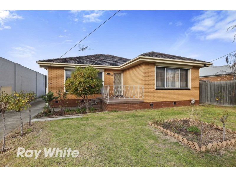 236 Thompson Road, North Geelong VIC 3215