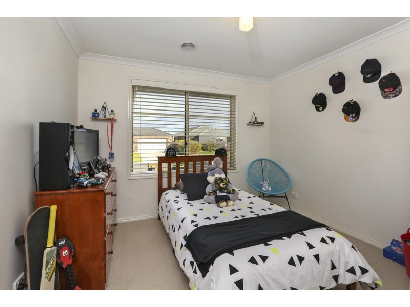 7 Weerana Way, Lara VIC 3212