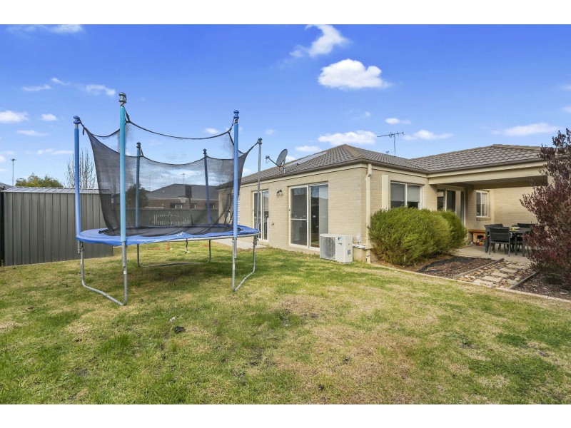 7 Weerana Way, Lara VIC 3212