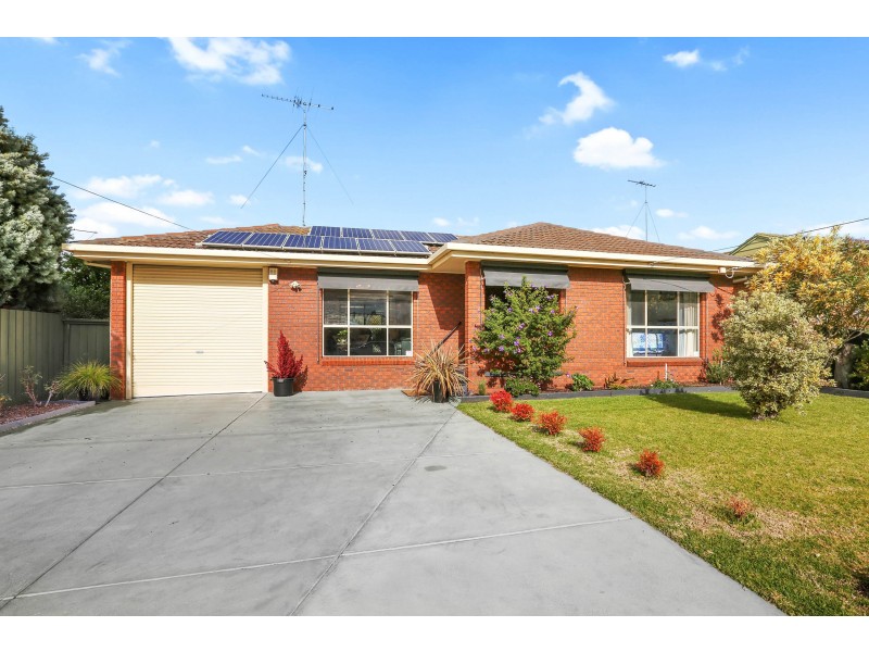 16 Bosbury Street, Norlane VIC 3214