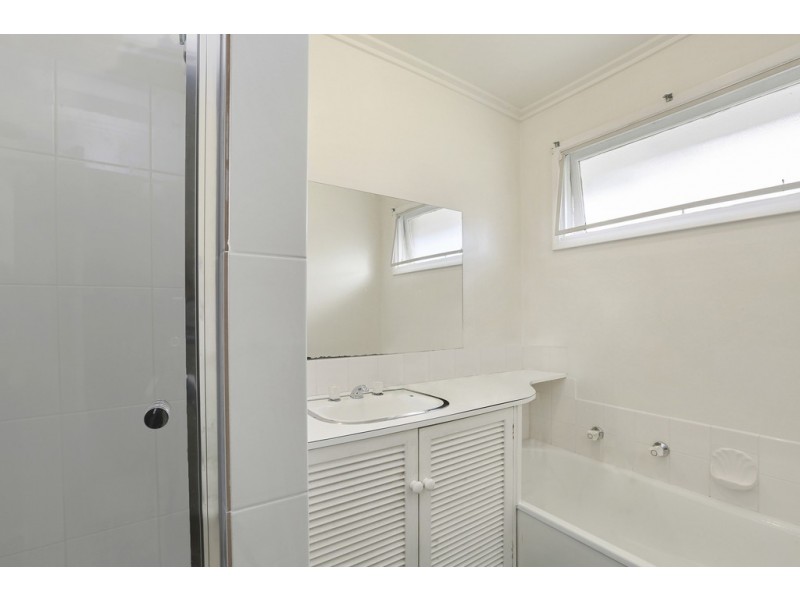 24 Fairfield Avenue, Belmont VIC 3216