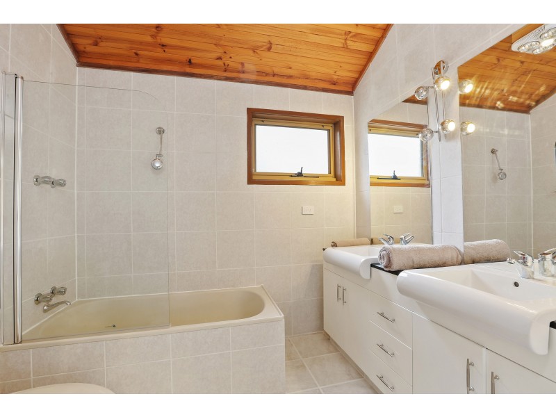 3 Denise Court, Lara VIC 3212