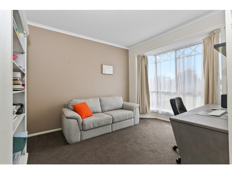 14-15 Bluewren Close, Lara VIC 3212