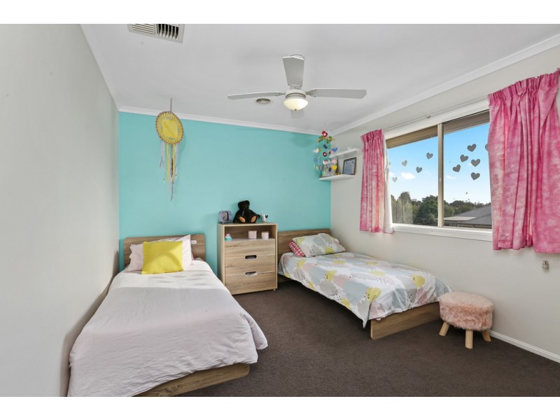 14-15 Bluewren Close, Lara VIC 3212