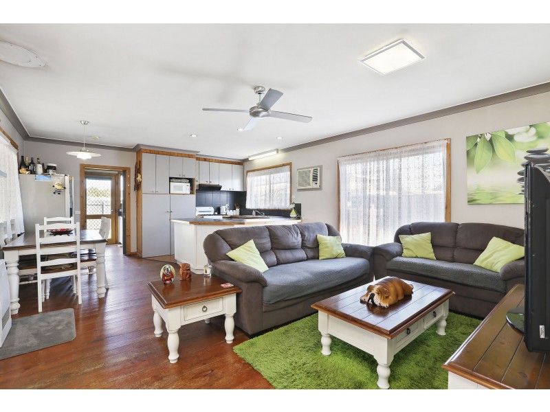 25 Robin Avenue, Norlane VIC 3214