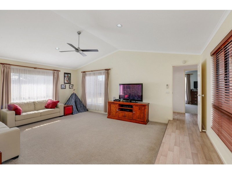 22 Andrea Court, Lara VIC 3212