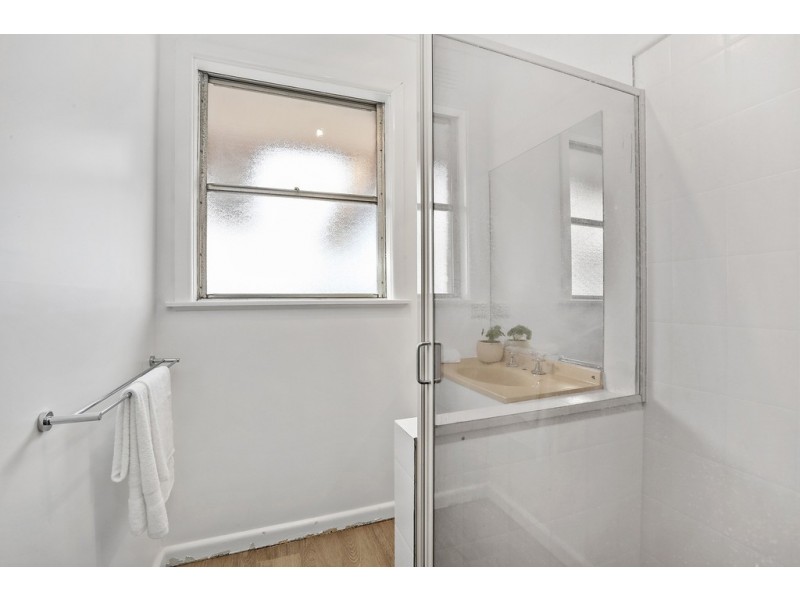 20 Dearborn Parade, Corio VIC 3214