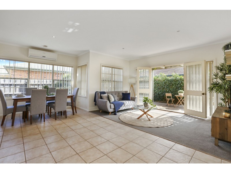 2/12-14 Rennie Street, Lara VIC 3212