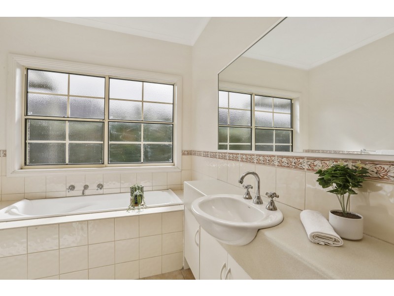 2/12-14 Rennie Street, Lara VIC 3212