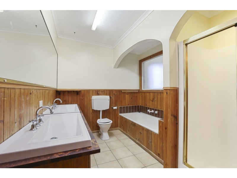 75 Shaws Road, Little River VIC 3211