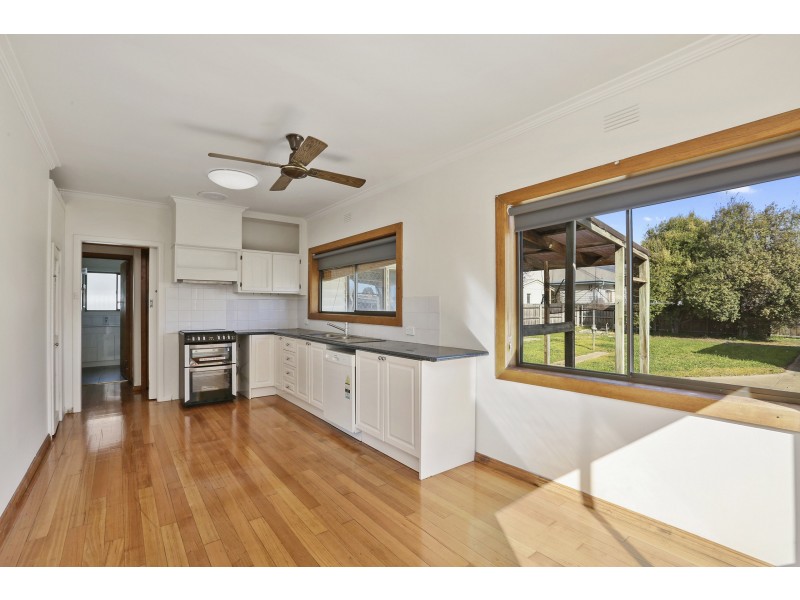 40 Forest Road South, Lara VIC 3212