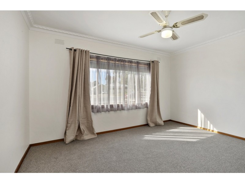 40 Forest Road South, Lara VIC 3212