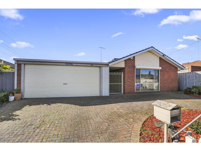 24 Cranbourne Drive, Corio VIC 3214