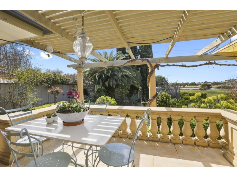 14 Stefan Court, Lara VIC 3212