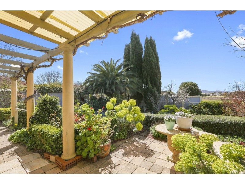 14 Stefan Court, Lara VIC 3212
