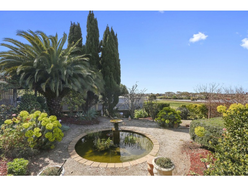 14 Stefan Court, Lara VIC 3212