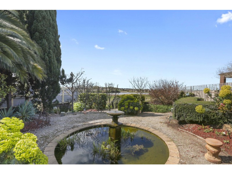 14 Stefan Court, Lara VIC 3212