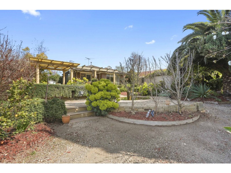 14 Stefan Court, Lara VIC 3212