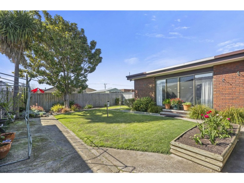 8 Ozone Crescent, Bell Park VIC 3215