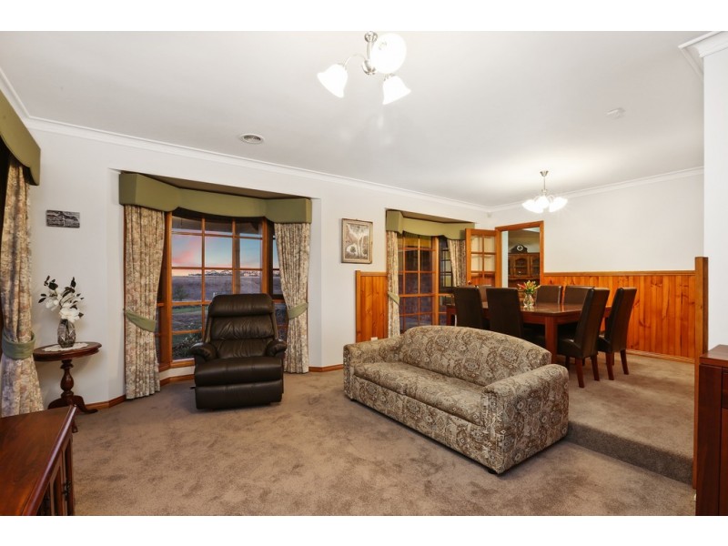 140 Staceys Road, Lara VIC 3212