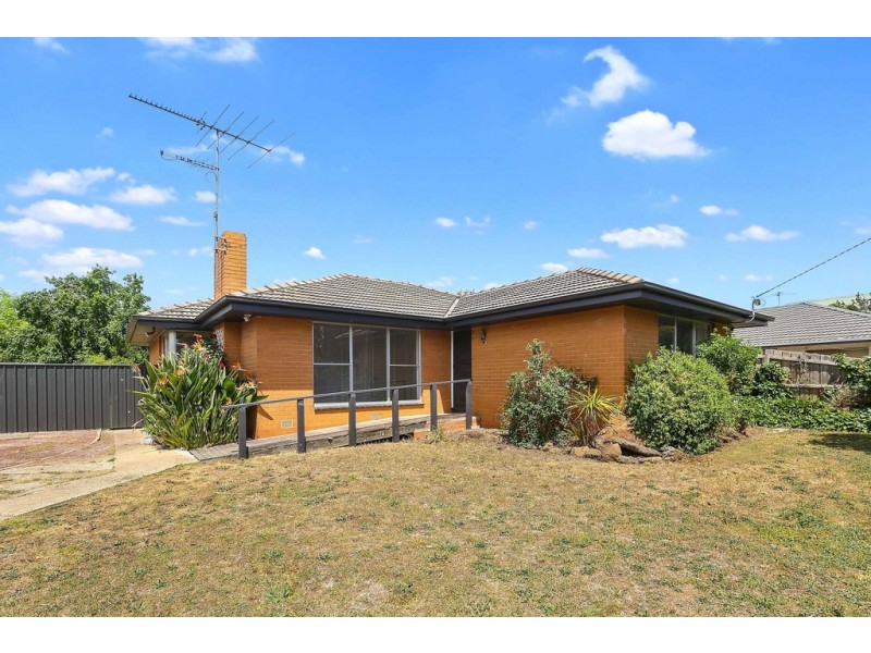 19 Ponds Drive, Lara VIC 3212