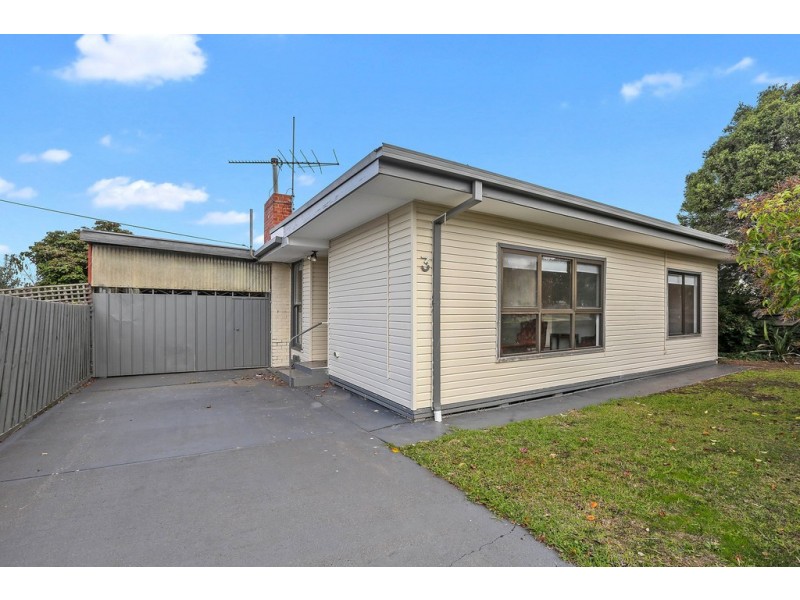 3 Warrawee Avenue, Norlane VIC 3214