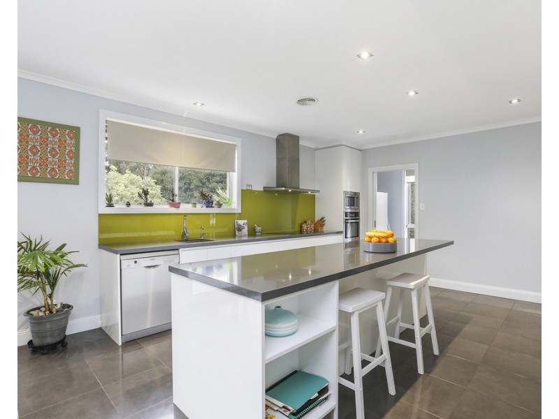 25 Winstanley Road, Lara VIC 3212