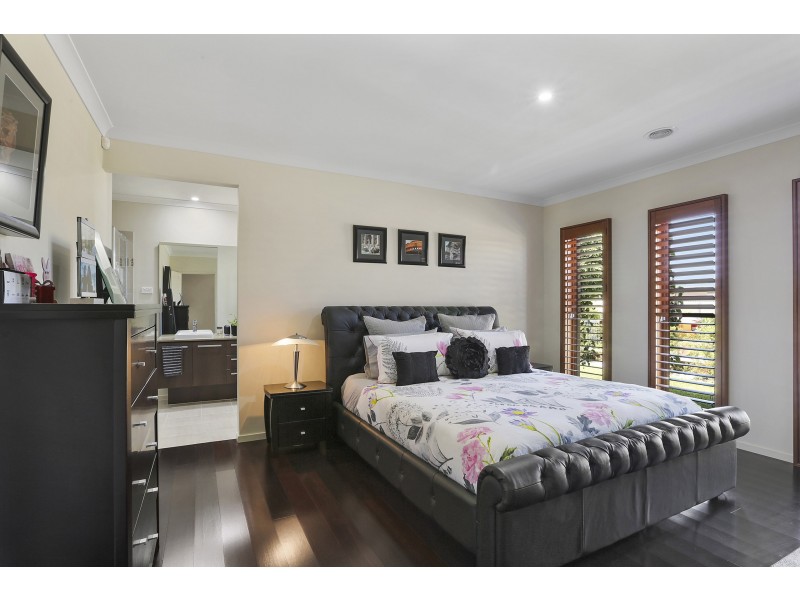 43 Moorhen Drive, Lara VIC 3212