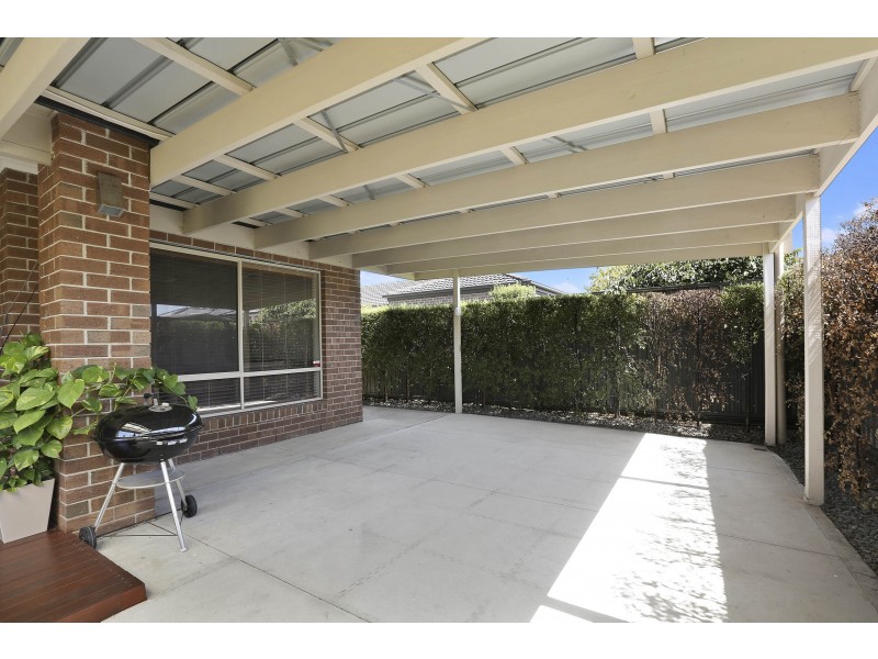 43 Moorhen Drive, Lara VIC 3212