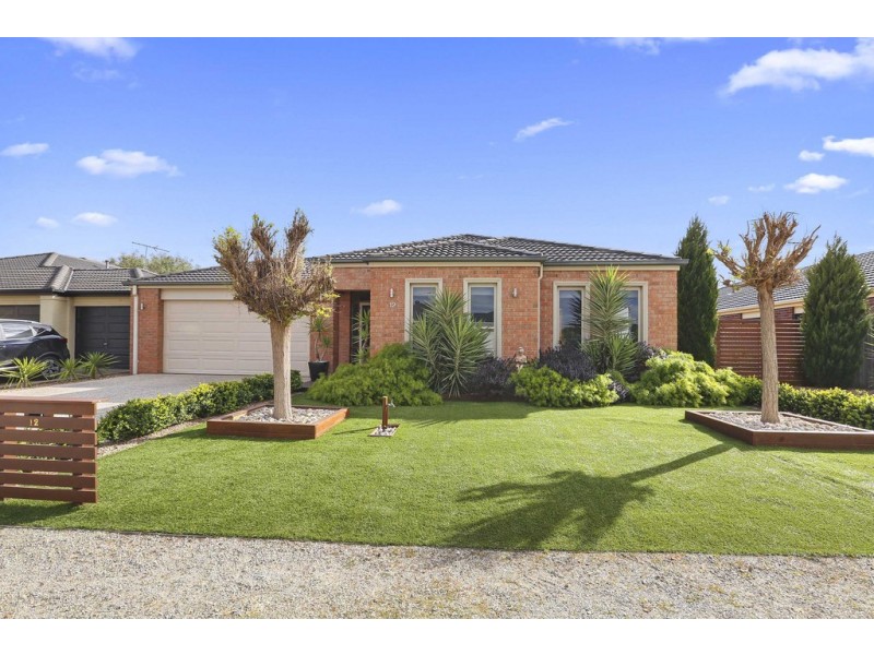 12 Nilaur Place, Lara VIC 3212