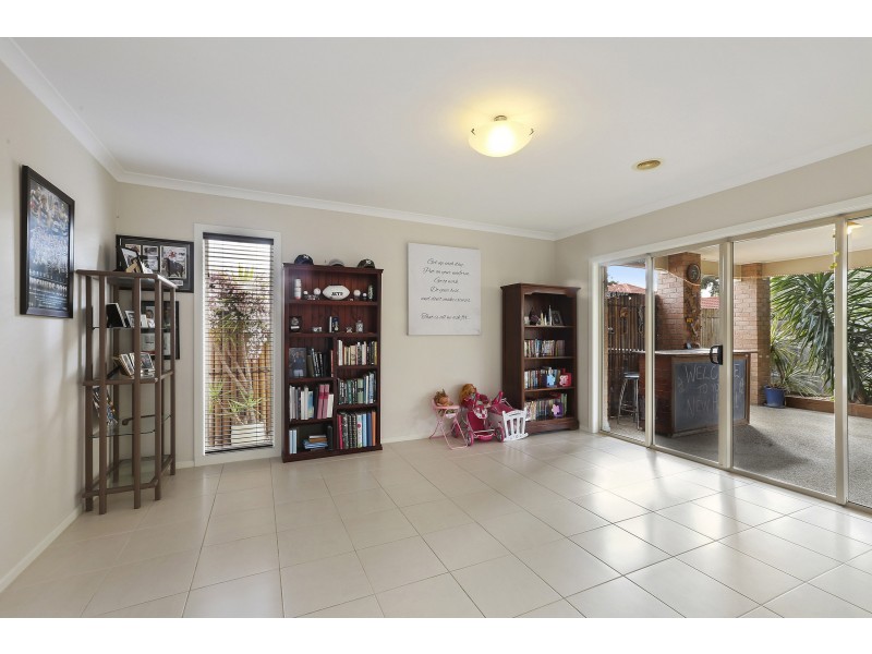 12 Nilaur Place, Lara VIC 3212