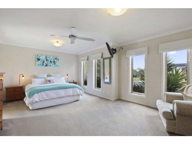 12 Nilaur Place, Lara VIC 3212