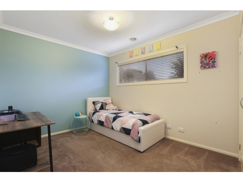 12 Nilaur Place, Lara VIC 3212