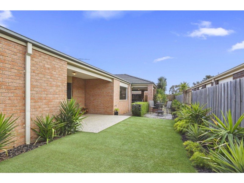12 Nilaur Place, Lara VIC 3212