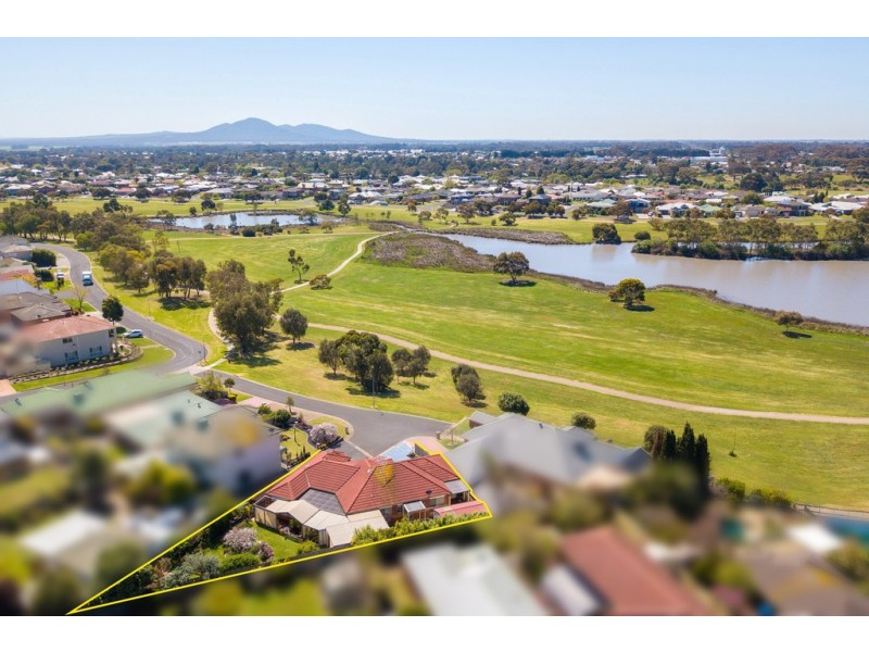 64 Lara Boulevard, Lara VIC 3212