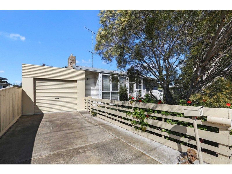 21 Cox Road, Norlane VIC 3214