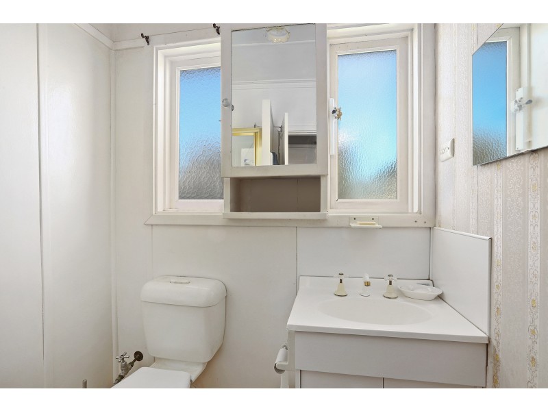 21 Cox Road, Norlane VIC 3214