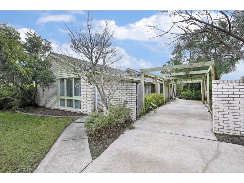 12 Currawong Court, Lara VIC 3212