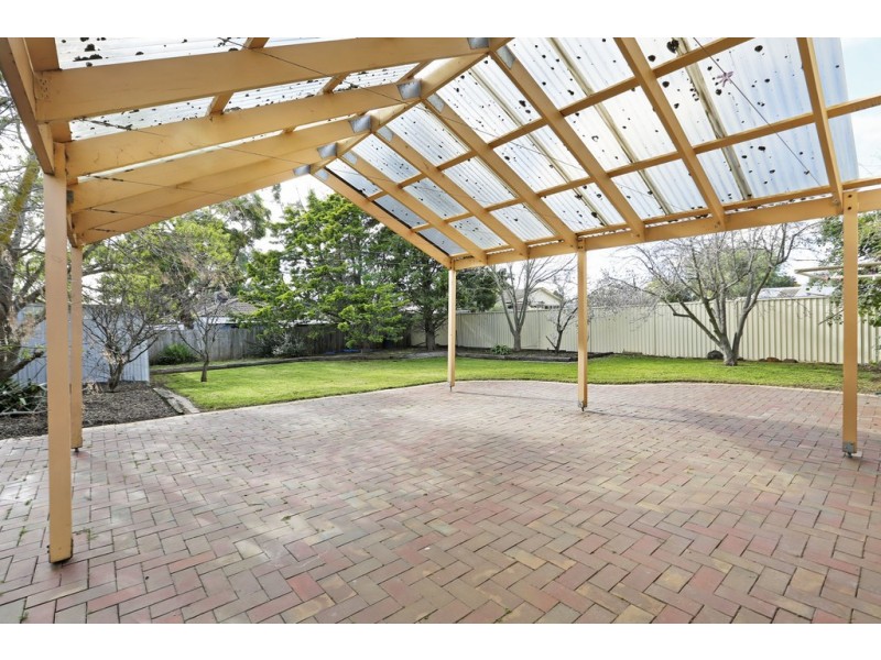 12 Currawong Court, Lara VIC 3212