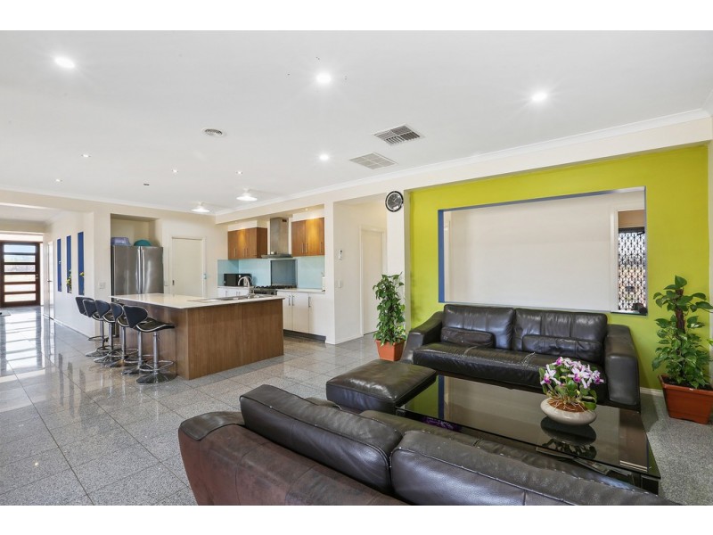 158 Old Melbourne Road, Lara VIC 3212