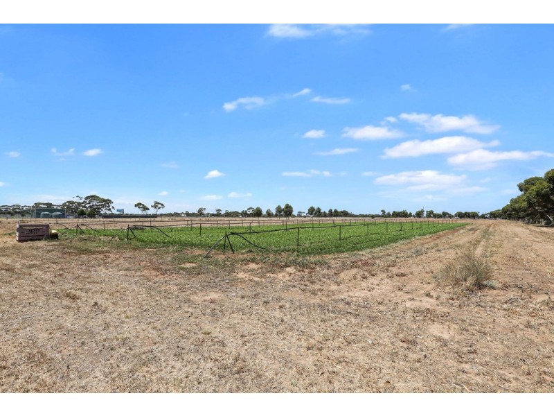 158 Old Melbourne Road, Lara VIC 3212