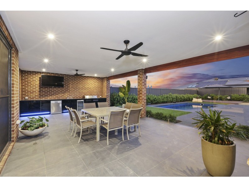 22 Caddys Road, Lara VIC 3212