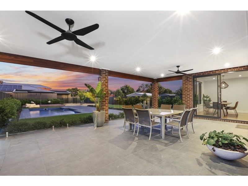 22 Caddys Road, Lara VIC 3212