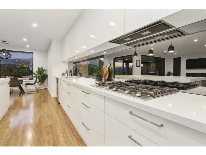 22 Caddys Road, Lara VIC 3212