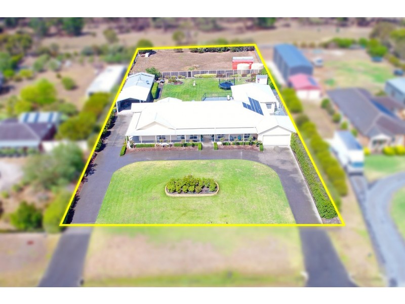 9 Lucien Place, Bannockburn VIC 3331